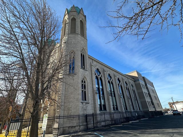 802 N Meridian Street 204, Indianapolis, IN 46204