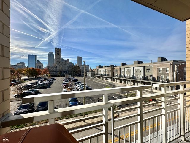 802 N Meridian Street 204, Indianapolis, IN 46204