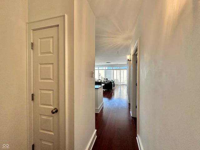 802 N Meridian Street 204, Indianapolis, IN 46204