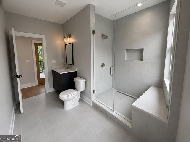 3521 Kingsboro Road, Atlanta, GA 30326