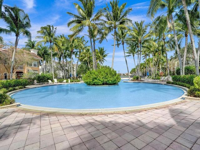 2955 NW 126th Avenue 5-104, Sunrise, FL 33323