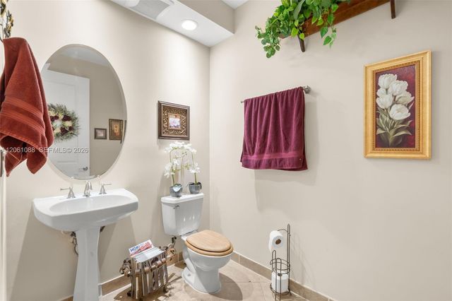 2955 NW 126th Avenue 5-104, Sunrise, FL 33323