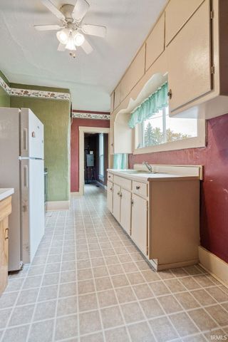 716 W 7th Street, Marion, IN 46953