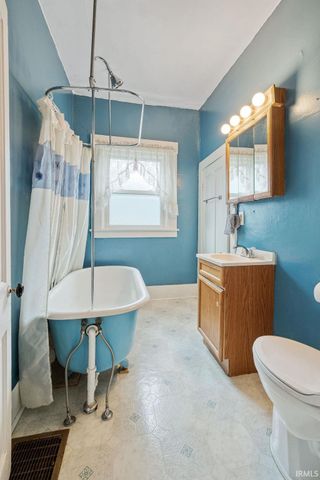 716 W 7th Street, Marion, IN 46953