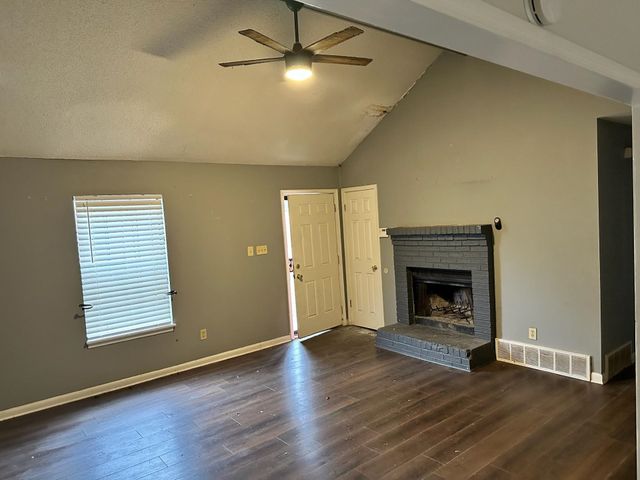 5138 CHANTILLY DR, Memphis, TN 38127