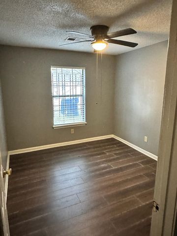 5138 CHANTILLY DR, Memphis, TN 38127