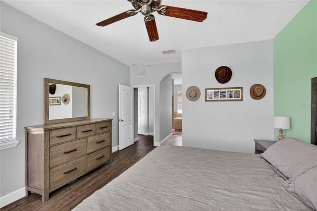 23626 VALDERAMA LANE, Sorrento, FL 32776