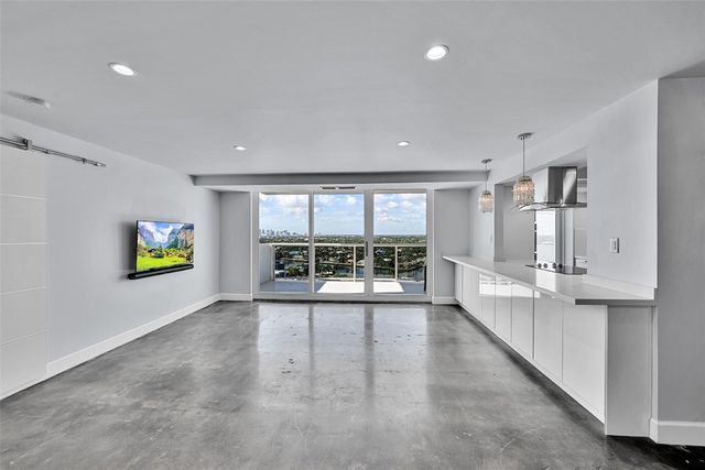 2715 N Ocean Boulevard 18E, Fort Lauderdale, FL 33308