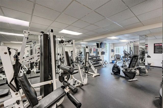 2715 N Ocean Boulevard 18E, Fort Lauderdale, FL 33308