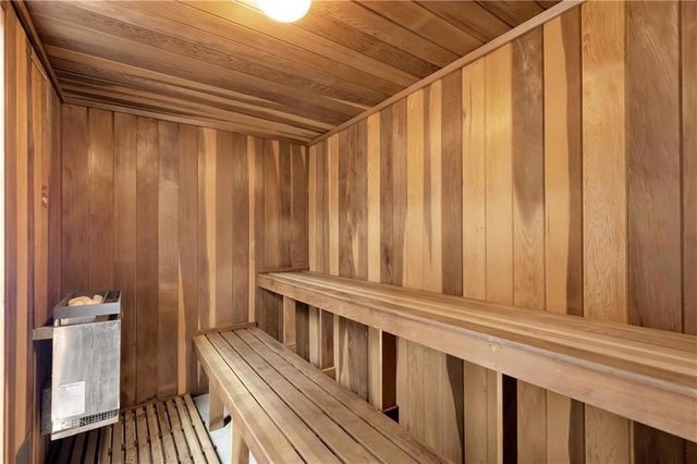 2715 N Ocean Boulevard 18E, Fort Lauderdale, FL 33308