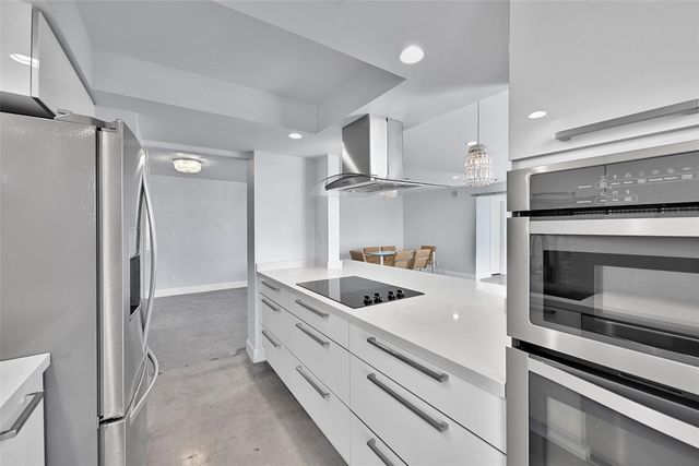 2715 N Ocean Boulevard 18E, Fort Lauderdale, FL 33308