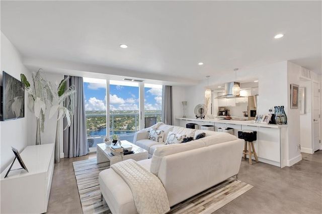 2715 N Ocean Boulevard 18E, Fort Lauderdale, FL 33308