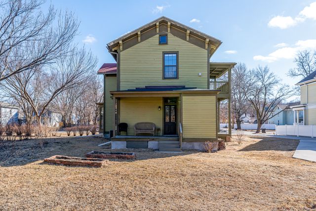 824 20th Street, Rock Island, IL 61201