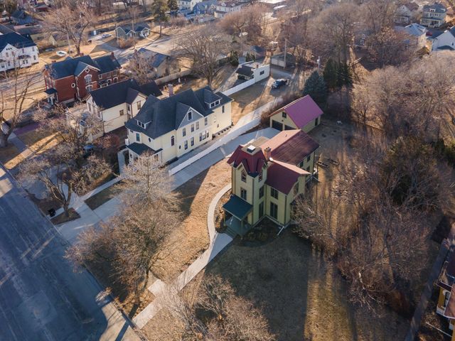 824 20th Street, Rock Island, IL 61201