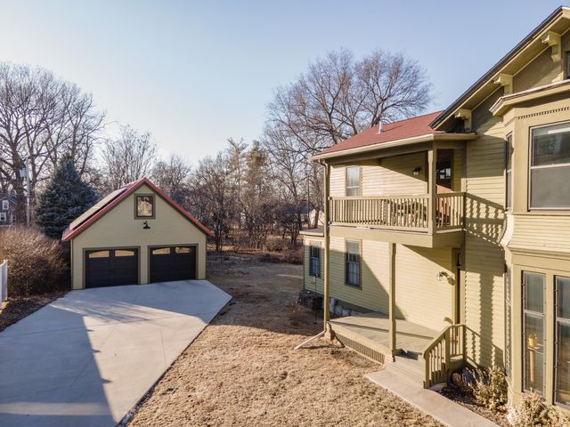 824 20th Street, Rock Island, IL 61201