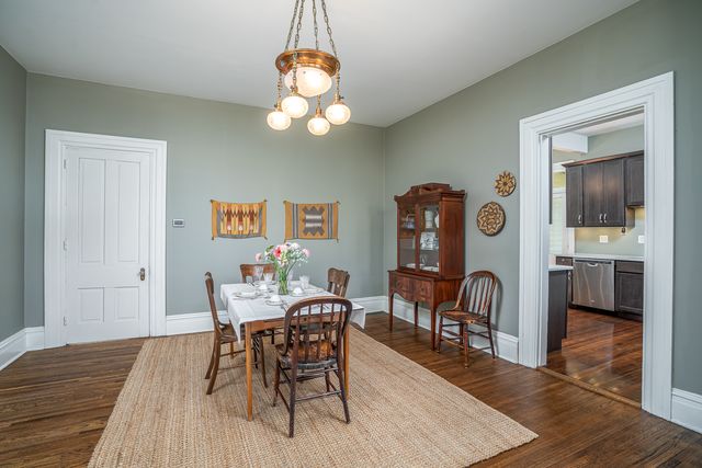 824 20th Street, Rock Island, IL 61201