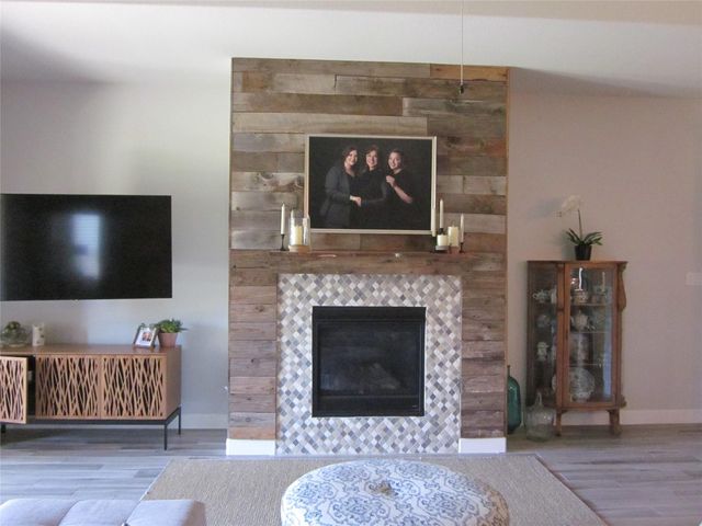 8020 Serenity Drive, Pearland, TX 77584