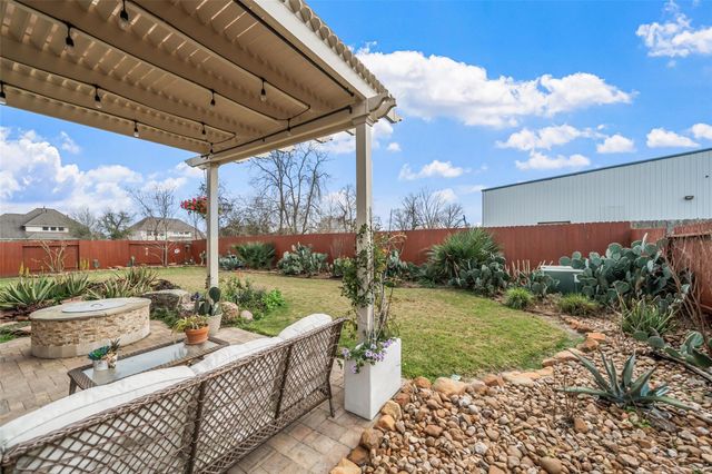 8020 Serenity Drive, Pearland, TX 77584