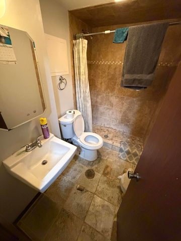 205 Fairview Lane, Schererville, IN 46375