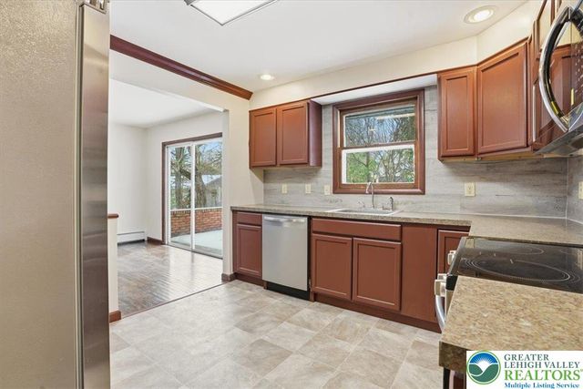 401 Highland Hill Road, Jim Thorpe Boro, PA 18235