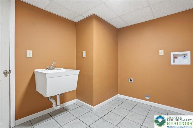 401 Highland Hill Road, Jim Thorpe Boro, PA 18235