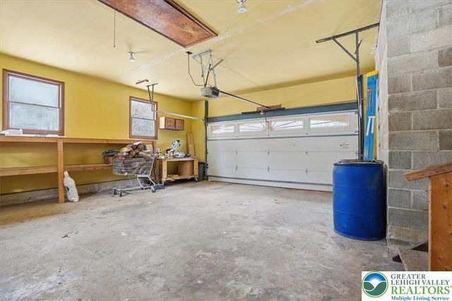 401 Highland Hill Road, Jim Thorpe Boro, PA 18235