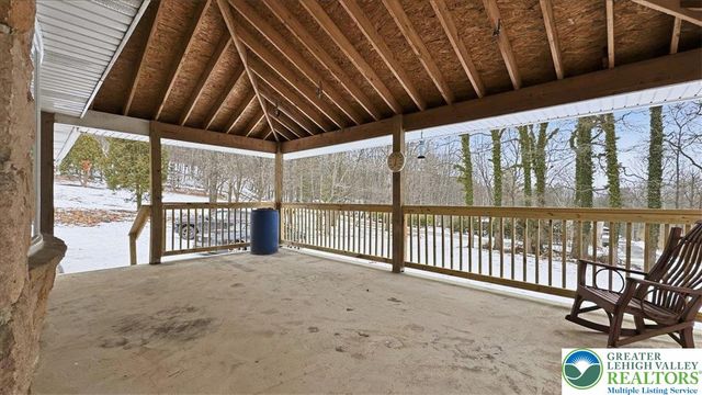 401 Highland Hill Road, Jim Thorpe Boro, PA 18235