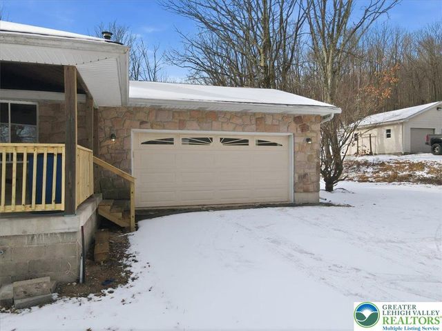 401 Highland Hill Road, Jim Thorpe Boro, PA 18235