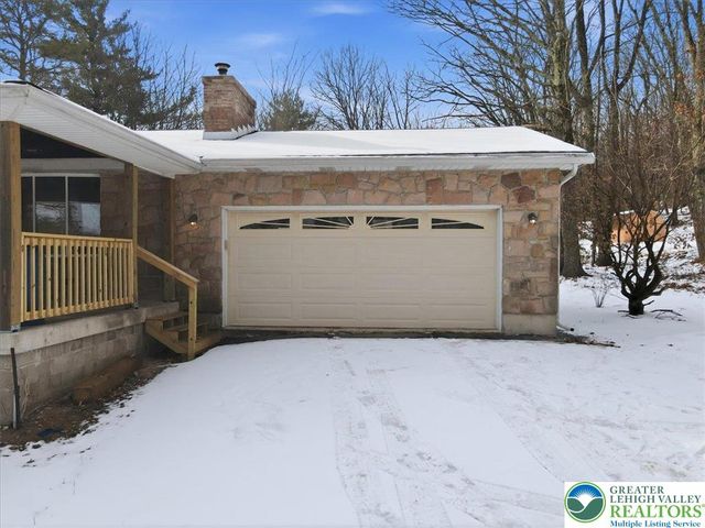 401 Highland Hill Road, Jim Thorpe Boro, PA 18235