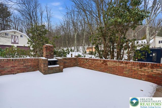 401 Highland Hill Road, Jim Thorpe Boro, PA 18235