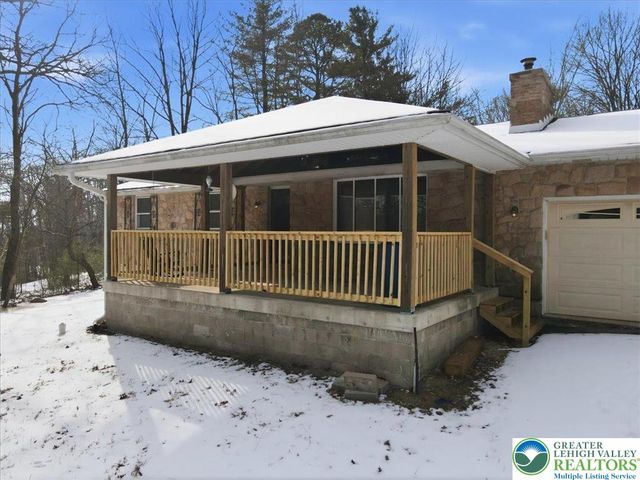 401 Highland Hill Road, Jim Thorpe Boro, PA 18235