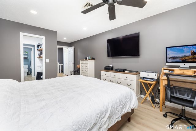 27 Folkstone Road APT C, East Windsor, CT 06016