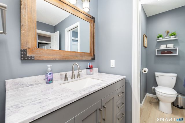 27 Folkstone Road APT C, East Windsor, CT 06016