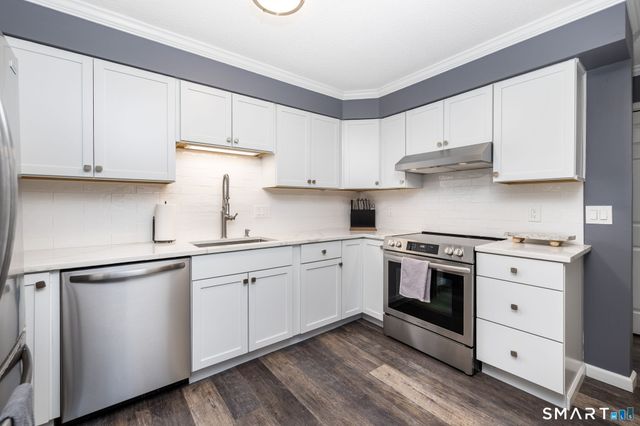 27 Folkstone Road APT C, East Windsor, CT 06016