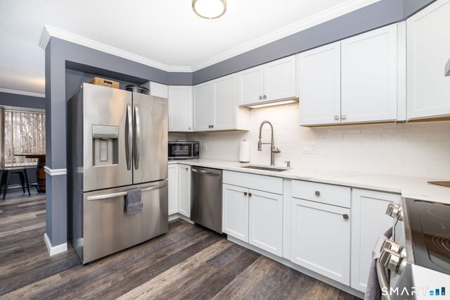 27 Folkstone Road APT C, East Windsor, CT 06016