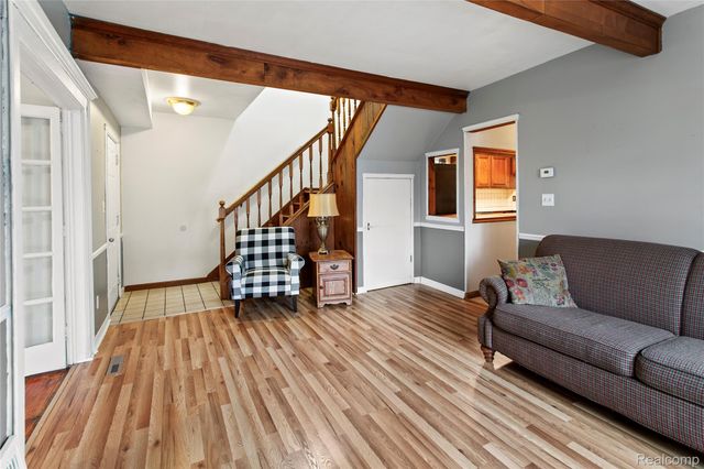 225 W Ridge Street, Owosso, MI 48867