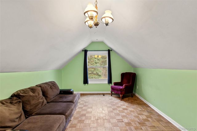 225 W Ridge Street, Owosso, MI 48867