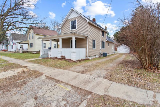 225 W Ridge Street, Owosso, MI 48867