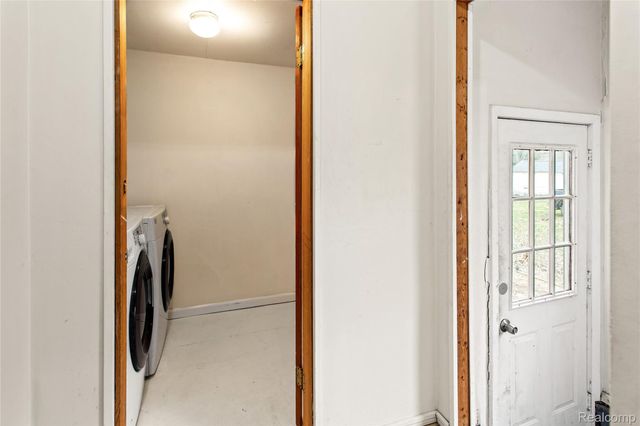 225 W Ridge Street, Owosso, MI 48867