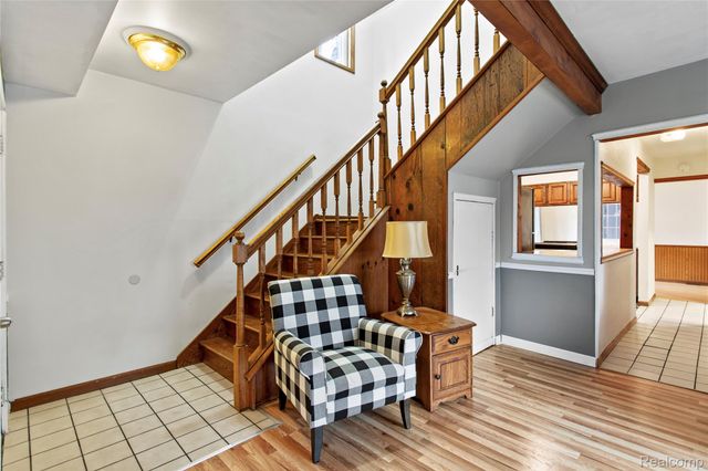 225 W Ridge Street, Owosso, MI 48867