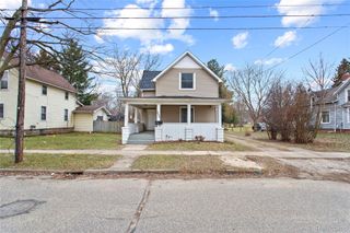 225 W Ridge Street, Owosso, MI 48867