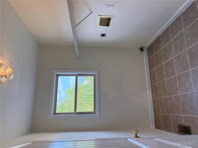 1 Somerfield Drive, Union, MO 63084