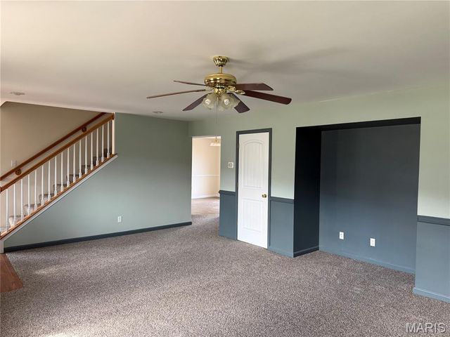 1 Somerfield Drive, Union, MO 63084