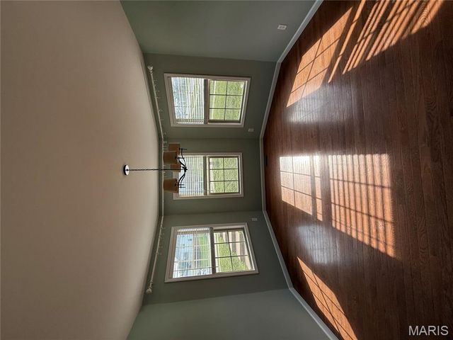 1 Somerfield Drive, Union, MO 63084
