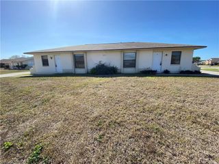 801 SE 5th AVE 2b, Cape Coral, FL 33990