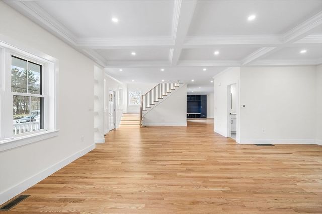 583 Fletcher Street, Northbridge, MA 01588