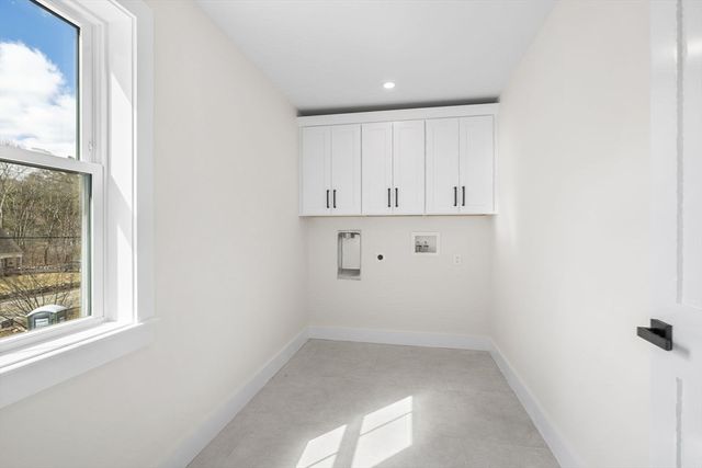 583 Fletcher Street, Northbridge, MA 01588