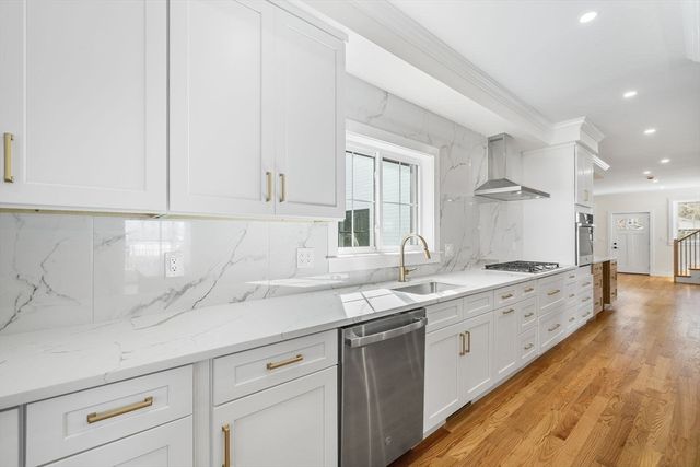 583 Fletcher Street, Northbridge, MA 01588