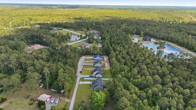 120 Violet Way, Loris, SC 29569