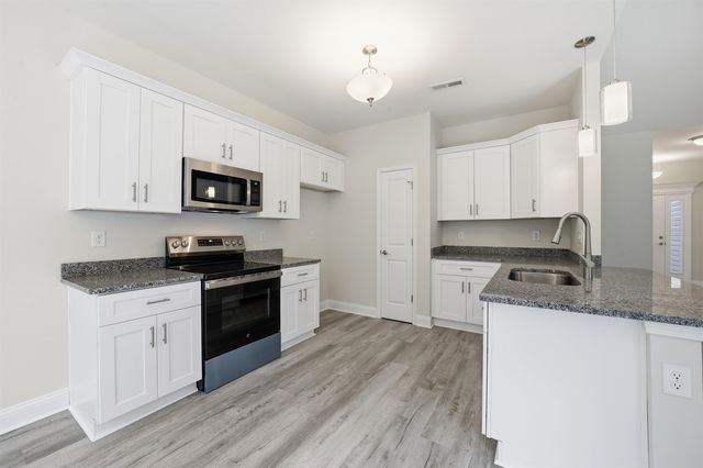 120 Violet Way, Loris, SC 29569
